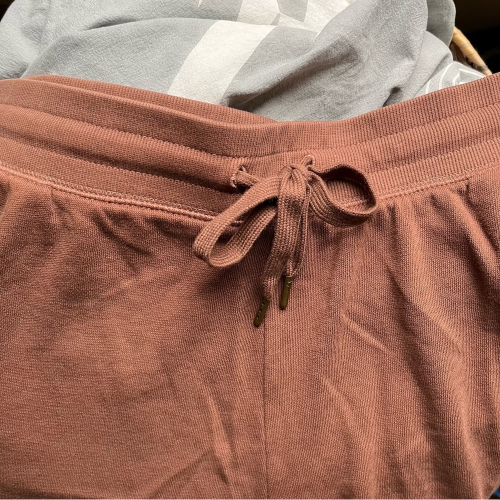 NWT Old Navy Women’s Mid-Rise Vintage Street Jogger Sweatpants — Date Palm XXL - Picture 2 of 9